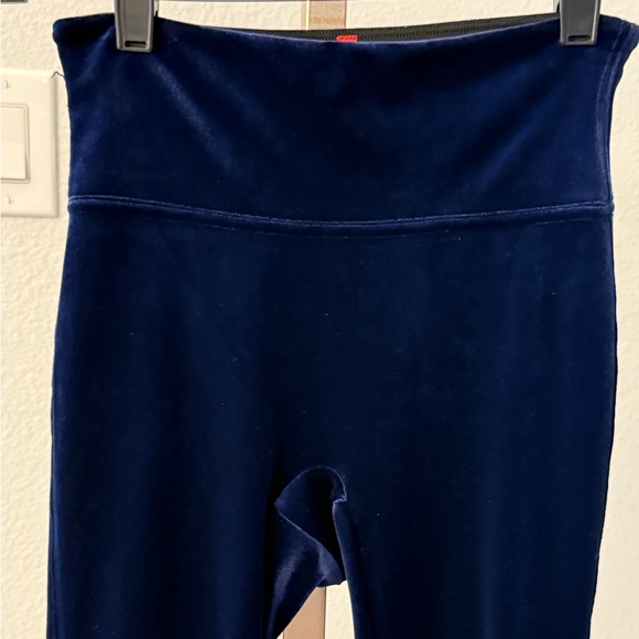 SPANX Blue Velvet Leggings Sz XS - Picture 4 of 8